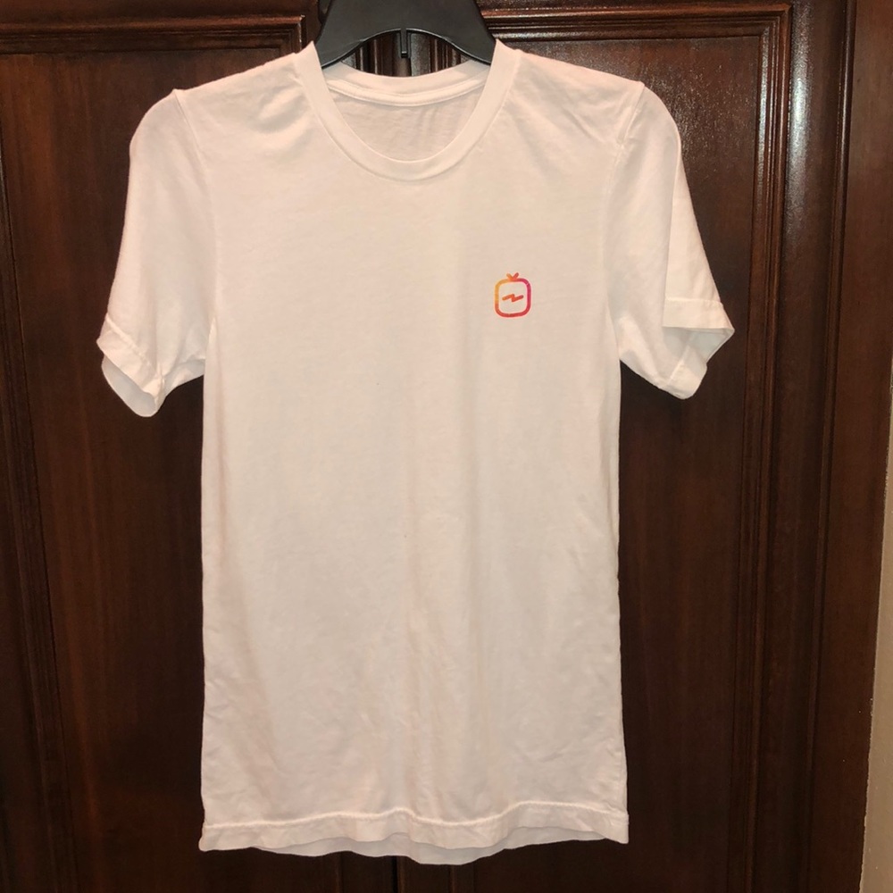 Men’s Size Sm Exclusive VIP IG “InstaBeach” Tshirt